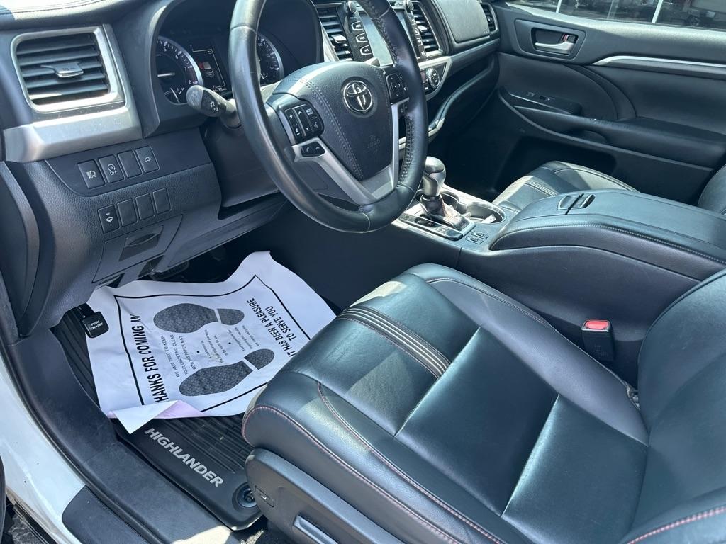 Toyota Highlander XLE V6 AWD (Natl) 2019
