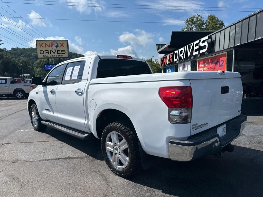 Toyota Tundra 4WD CrewMax 145.7" 5.7L LTD (Natl) 2007