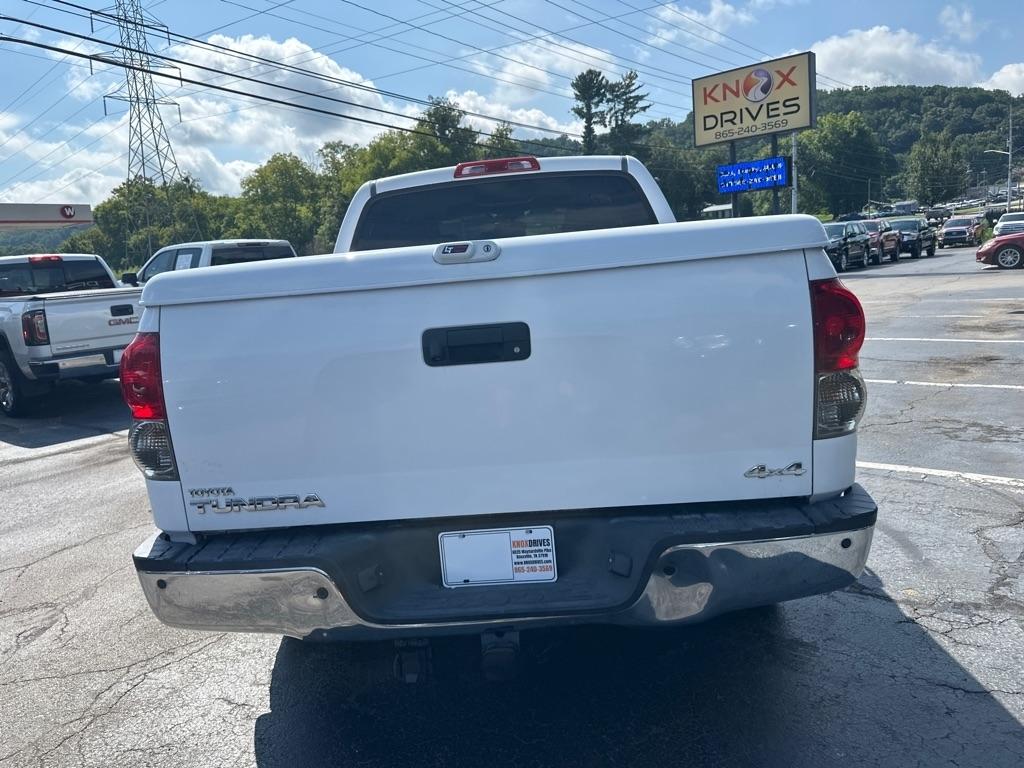 Toyota Tundra 4WD CrewMax 145.7" 5.7L LTD (Natl) 2007