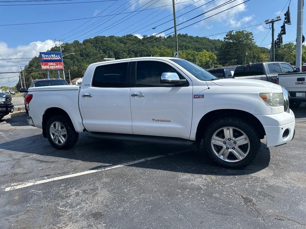 Toyota Tundra 4WD CrewMax 145.7" 5.7L LTD (Natl) 2007