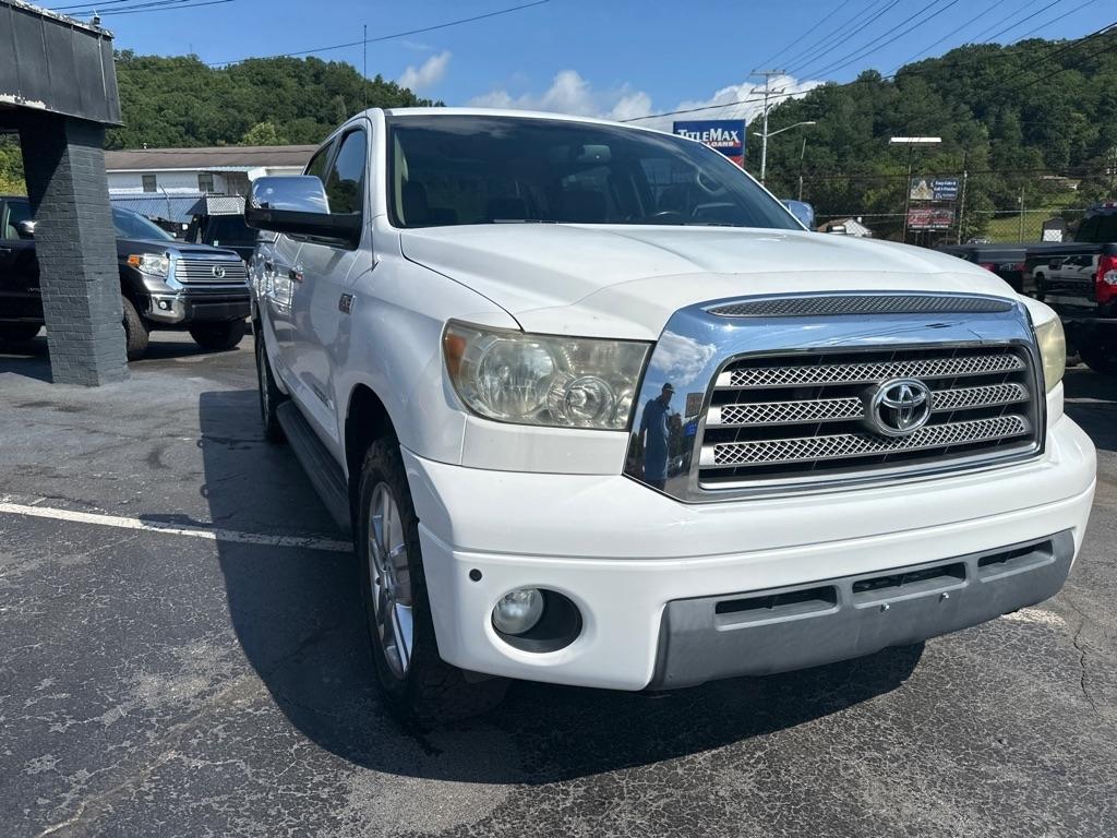Toyota Tundra 4WD CrewMax 145.7" 5.7L LTD (Natl) 2007