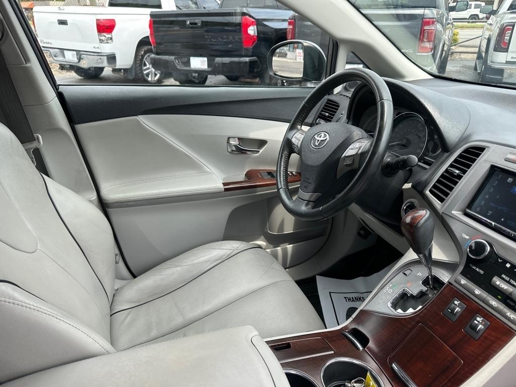 Toyota Venza 4dr Wgn V6 AWD (Natl) 2009