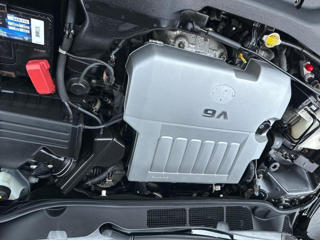 Toyota Venza 4dr Wgn V6 AWD (Natl) 2009
