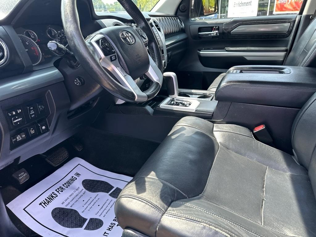Toyota Tundra 4WD Truck CrewMax 5.7L V8 6-Spd AT Platinum (Natl) 2016