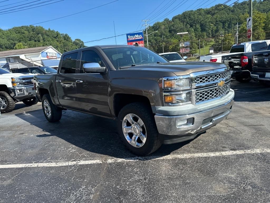 Chevrolet Silverado 1500 2WD Crew Cab 143.5" LTZ w/1LZ 2015