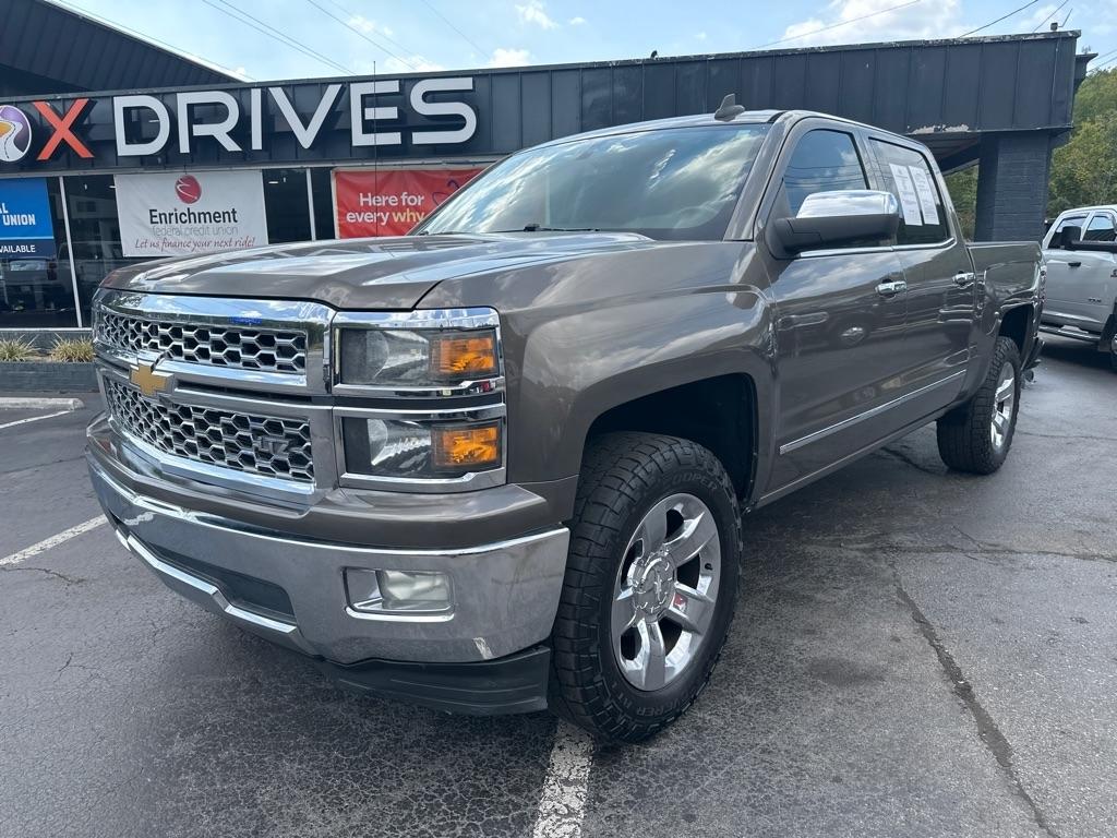 2015 Chevrolet Silverado 1500 2WD Crew Cab 143.5" LTZ w/1LZ