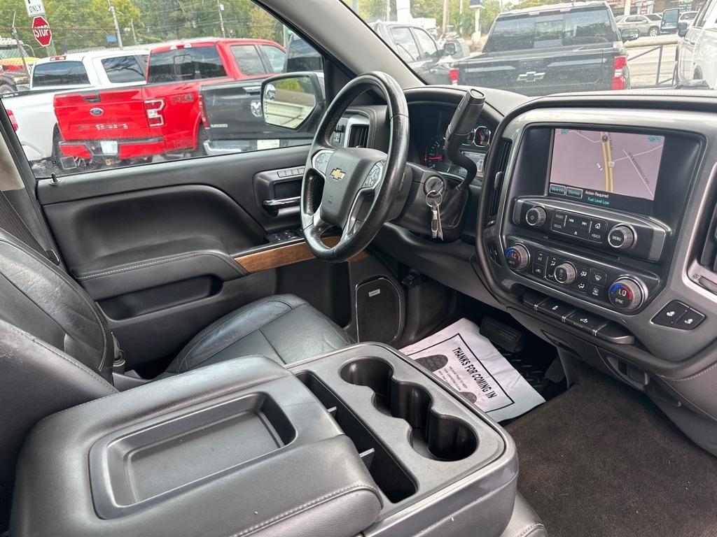 Chevrolet Silverado 1500 2WD Crew Cab 143.5" LTZ w/1LZ 2015