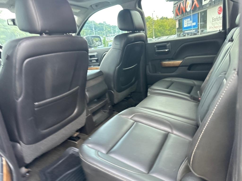 Chevrolet Silverado 1500 2WD Crew Cab 143.5" LTZ w/1LZ 2015