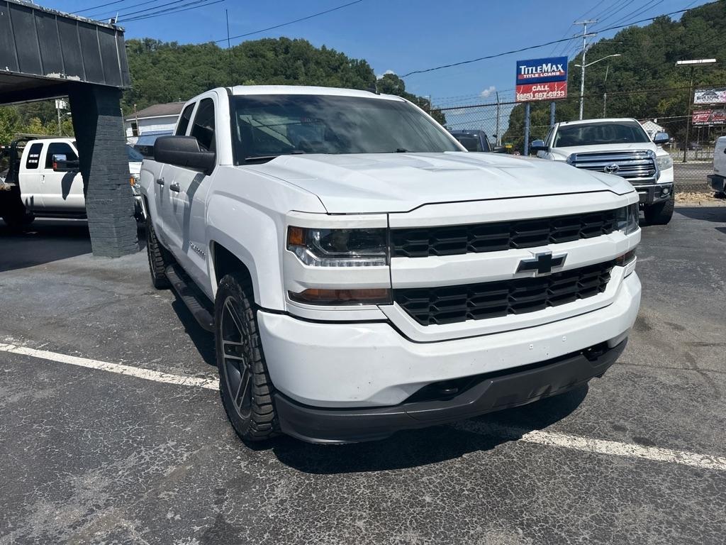 Chevrolet Silverado 1500 4WD Double Cab 143.5" Custom 2017