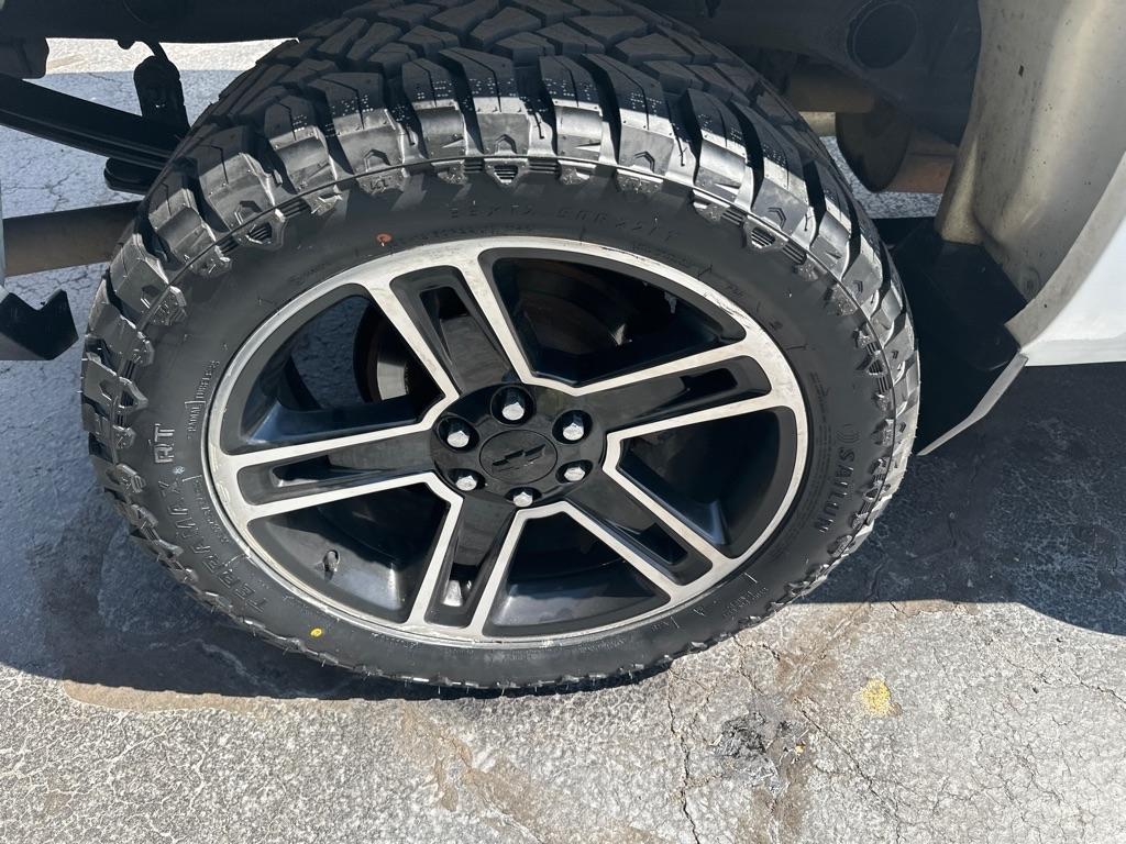 Chevrolet Silverado 1500 4WD Double Cab 143.5" Custom 2017