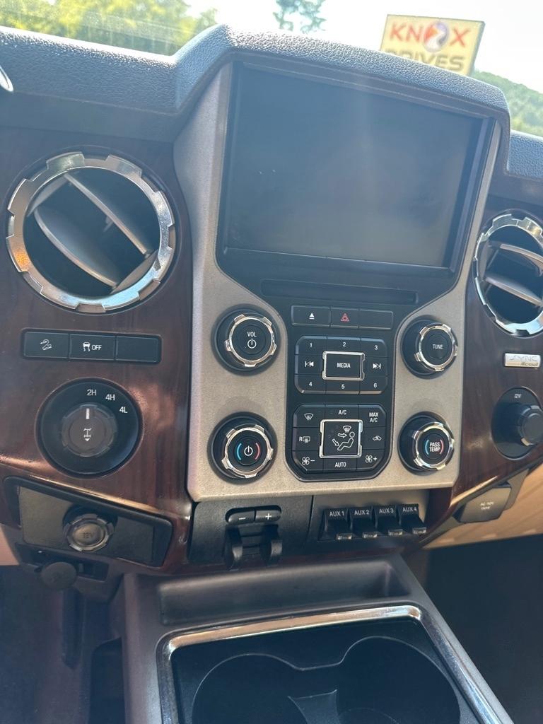 Ford Super Duty F-250 SRW 4WD Crew Cab 156" Platinum 2013