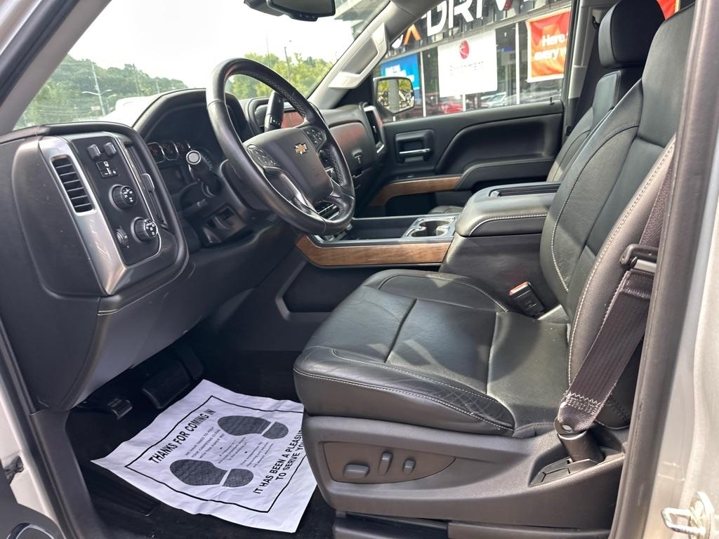 Chevrolet Silverado 1500 4WD Crew Cab 143.5" LTZ w/1LZ 2016