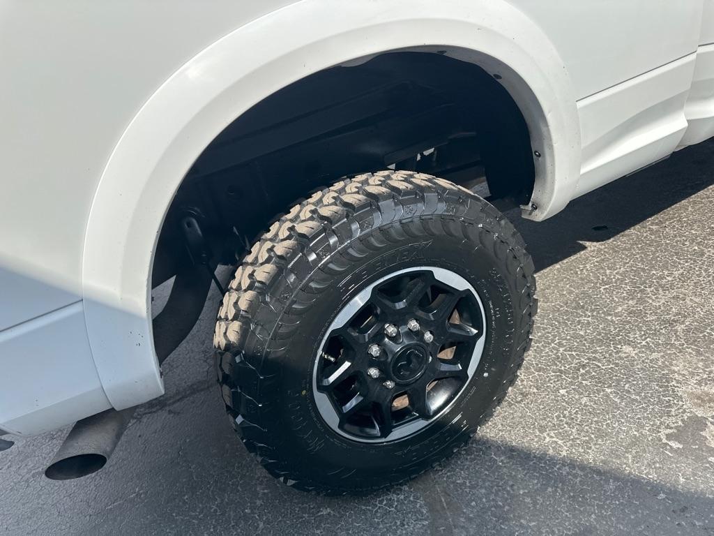 RAM 2500 Laramie 4x4 Crew Cab 6'4" Box 2017