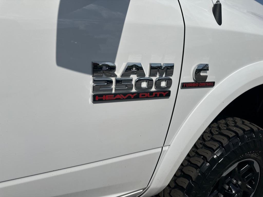 RAM 2500 Laramie 4x4 Crew Cab 6'4" Box 2017