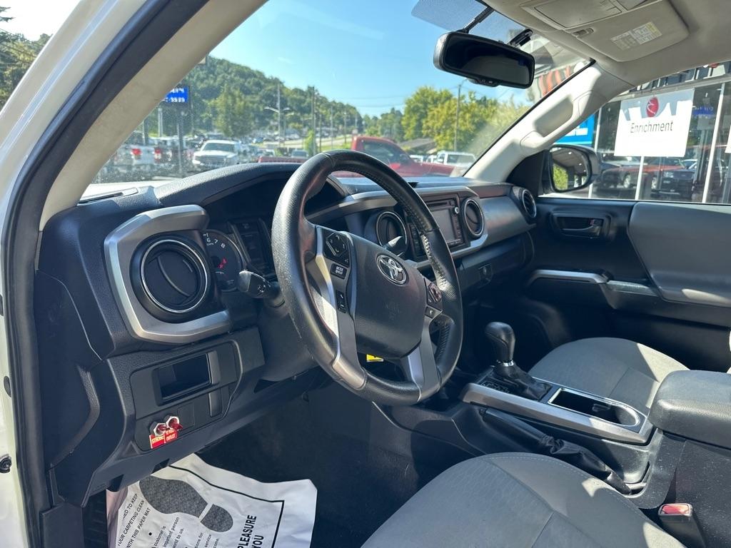 Toyota Tacoma TRD Off Road Access Cab 6' Bed V6 4x4 AT (Natl) 2017