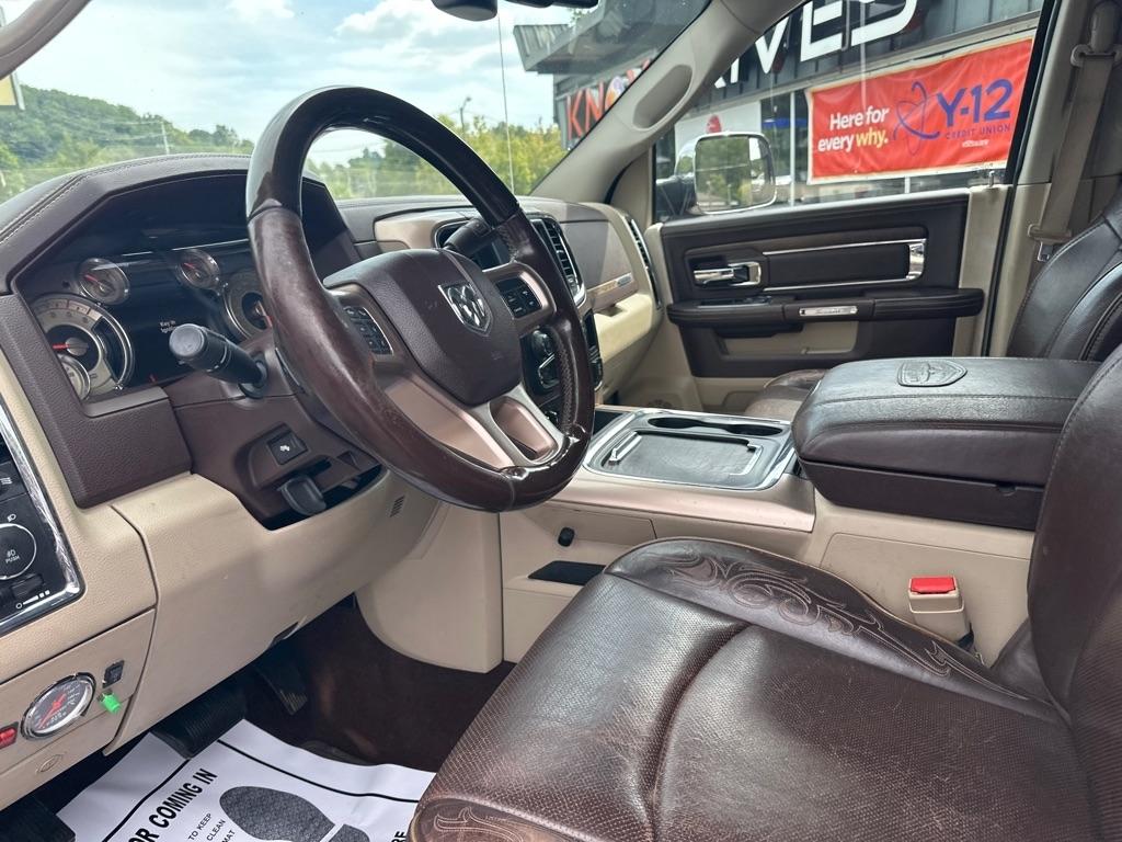 RAM 2500 4WD Crew Cab 149" Laramie Longhorn 2016