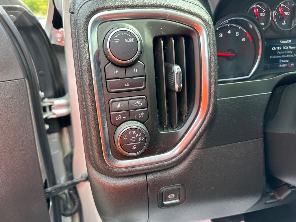 Chevrolet Silverado 2500HD 4WD Crew Cab 159" LT 2022