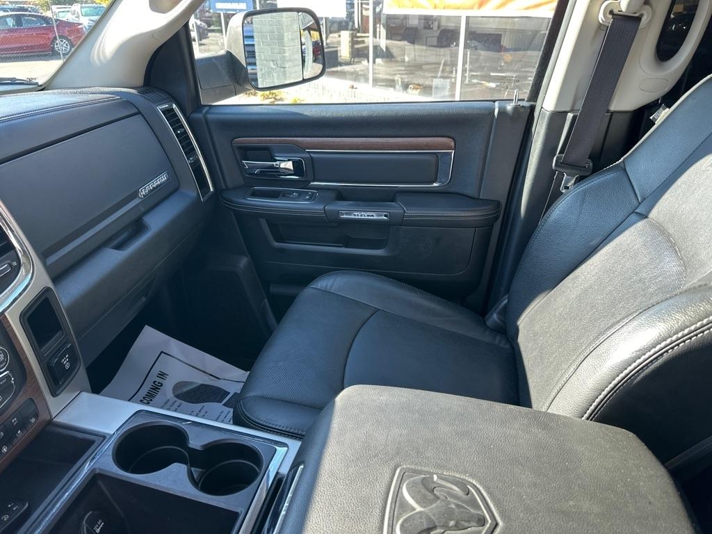 RAM 2500 4WD Crew Cab 149" Laramie 2015