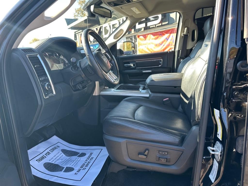 RAM 2500 4WD Crew Cab 149" Laramie 2015