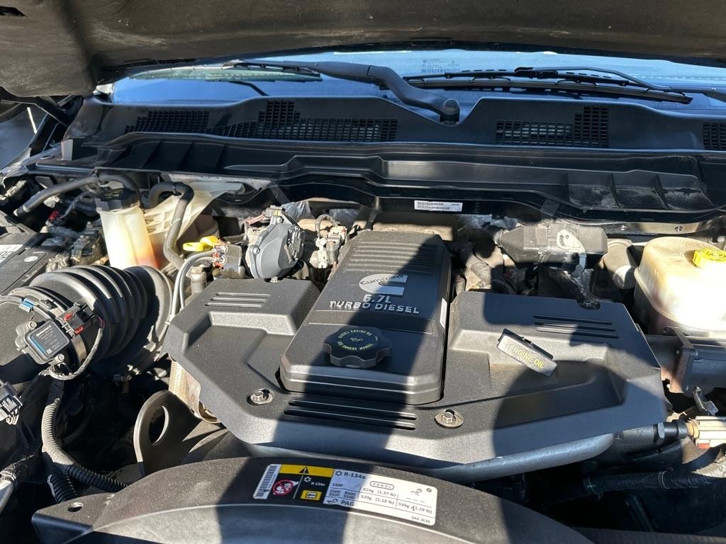 RAM 2500 4WD Crew Cab 149" Laramie 2015
