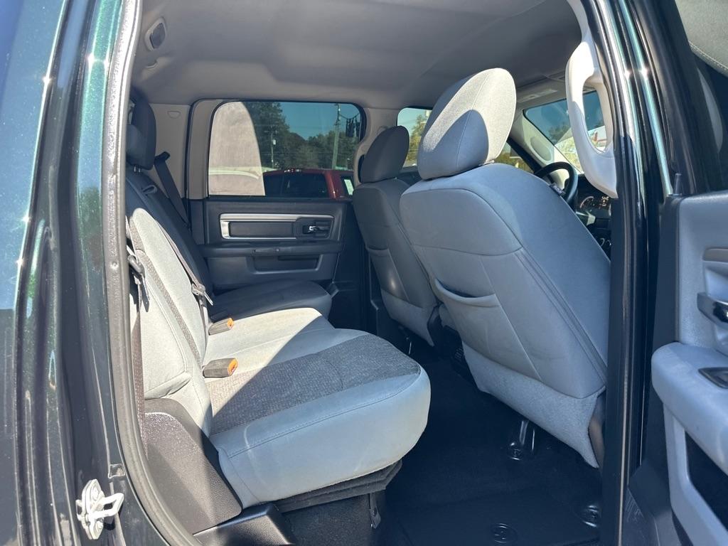 RAM 2500 4WD Crew Cab 149" SLT 2015