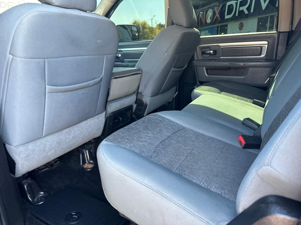 RAM 2500 4WD Crew Cab 149" SLT 2015