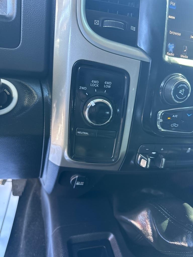 RAM 2500 4WD Crew Cab 149" SLT 2015