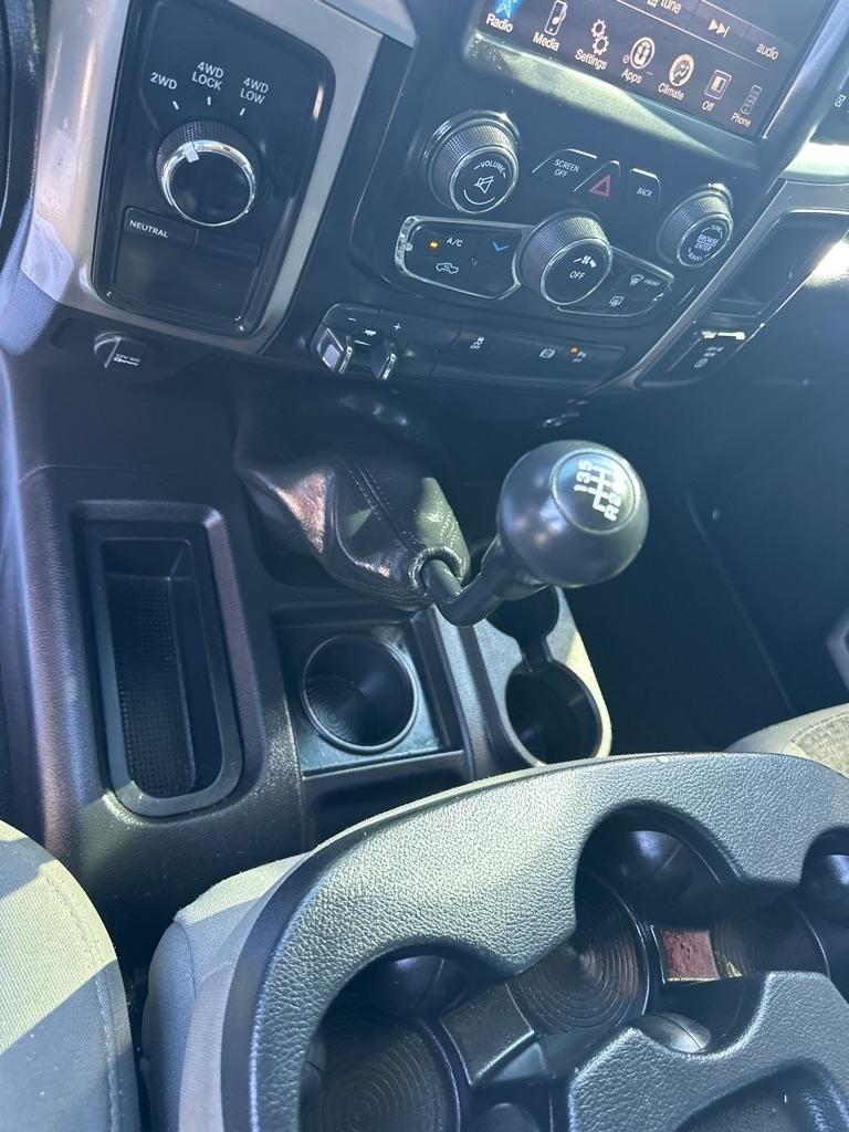 RAM 2500 4WD Crew Cab 149" SLT 2015