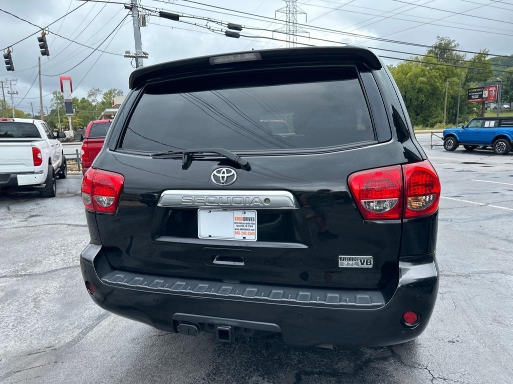Toyota Sequoia RWD 5.7L Platinum (Natl) 2016