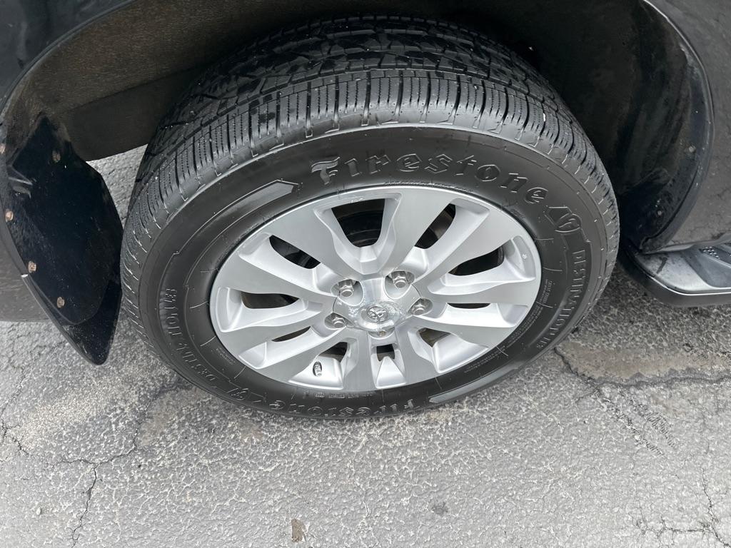Toyota Sequoia RWD 5.7L Platinum (Natl) 2016