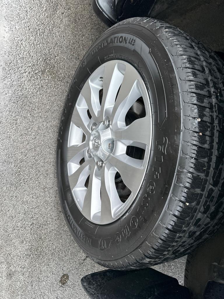 Toyota Sequoia RWD 5.7L Platinum (Natl) 2016