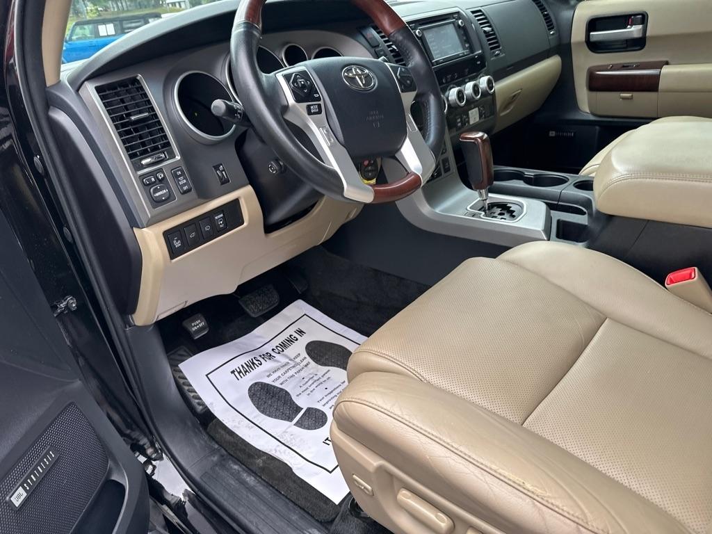 Toyota Sequoia RWD 5.7L Platinum (Natl) 2016