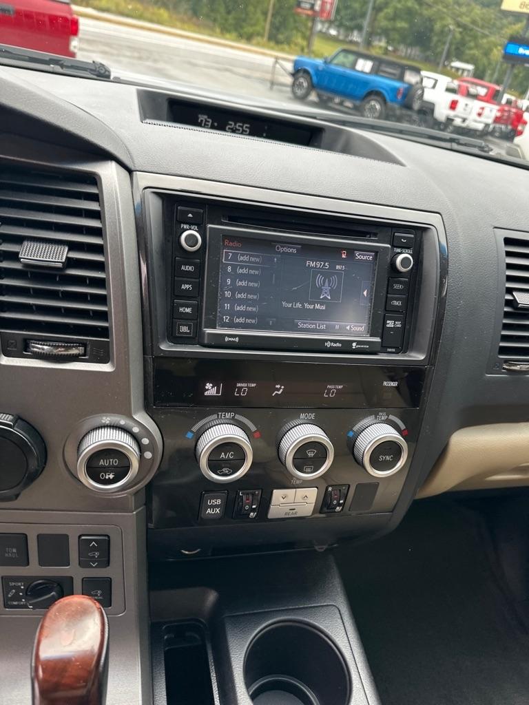 Toyota Sequoia RWD 5.7L Platinum (Natl) 2016