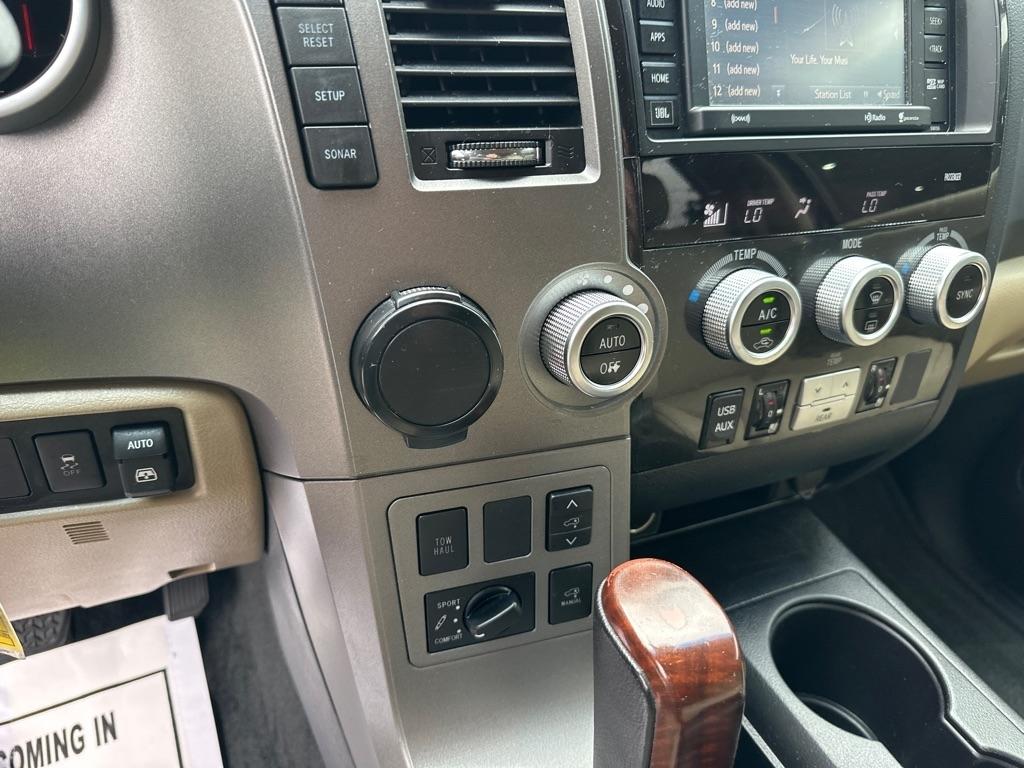 Toyota Sequoia RWD 5.7L Platinum (Natl) 2016