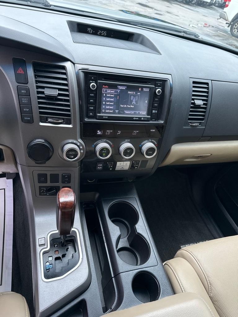 Toyota Sequoia RWD 5.7L Platinum (Natl) 2016