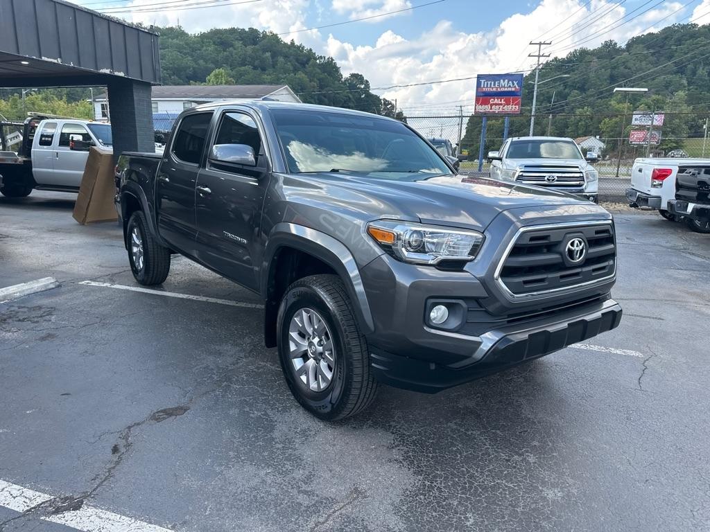 Toyota Tacoma TRD Off Road Double Cab 5' Bed V6 4x4 MT (Natl) 2017