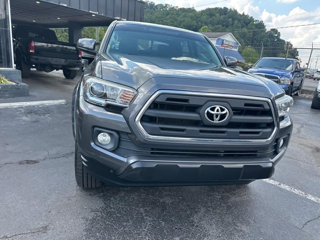 Toyota Tacoma TRD Off Road Double Cab 5' Bed V6 4x4 MT (Natl) 2017