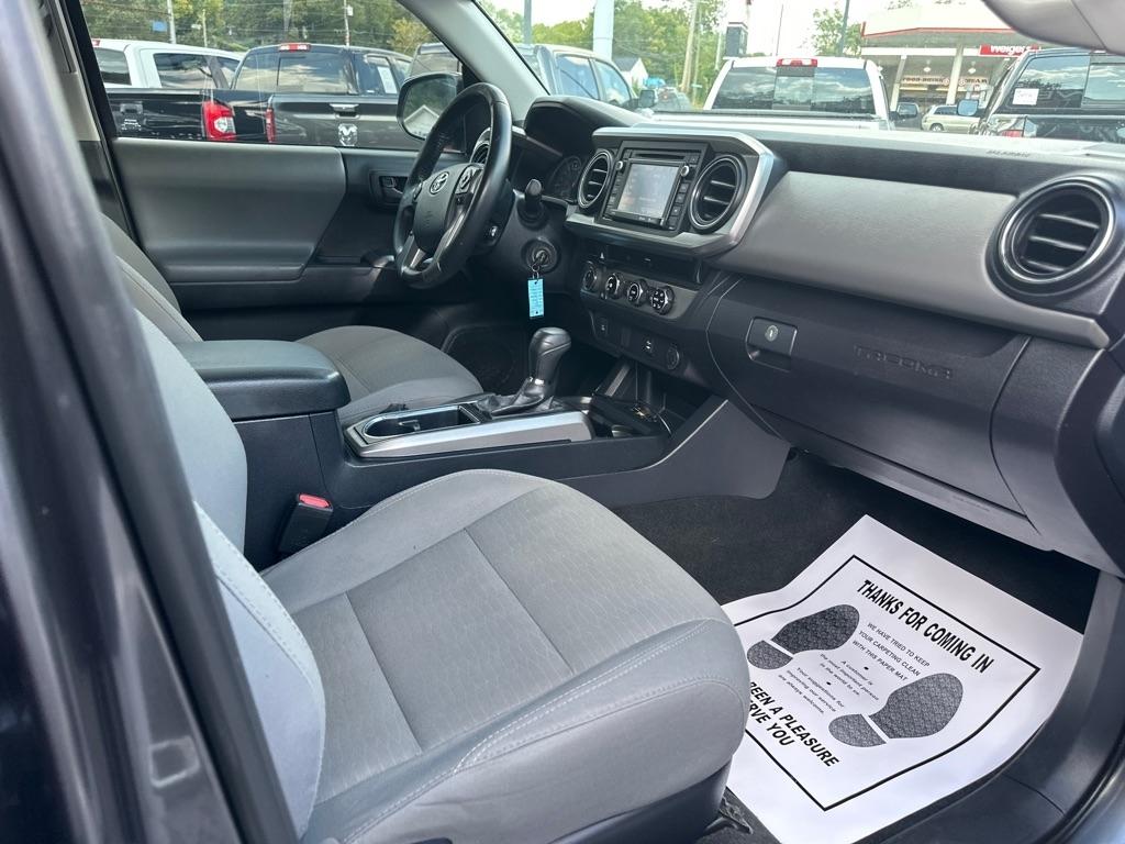 Toyota Tacoma TRD Off Road Double Cab 5' Bed V6 4x4 MT (Natl) 2017