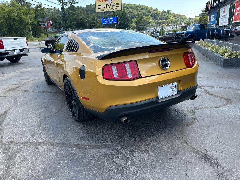 Ford Mustang 2dr Cpe GT 2010