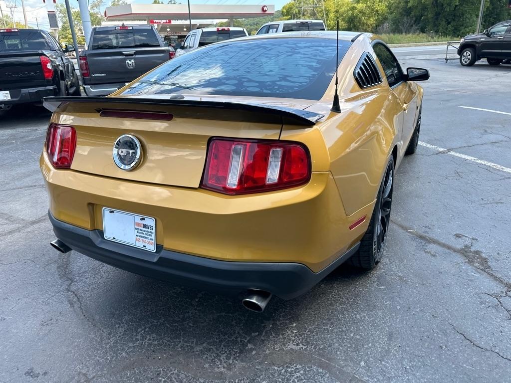 Ford Mustang 2dr Cpe GT 2010