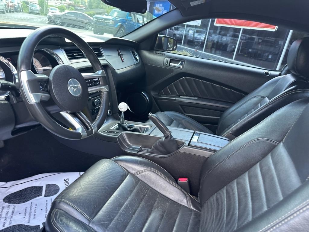Ford Mustang 2dr Cpe GT 2010