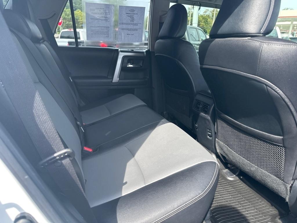 Toyota 4Runner TRD Off Road Premium 4WD (Natl) 2018