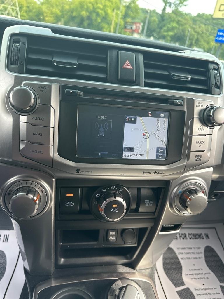 Toyota 4Runner TRD Off Road Premium 4WD (Natl) 2018