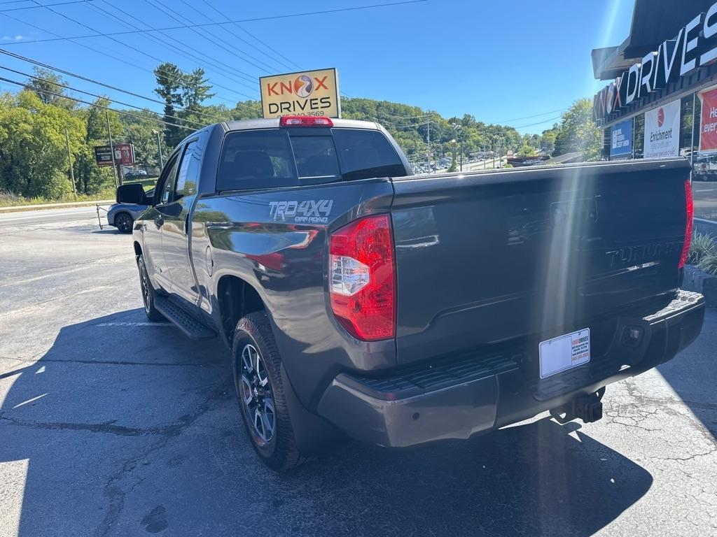 Toyota Tundra 4WD TRD Pro Double Cab 6.5' Bed 5.7L (Natl) 2017