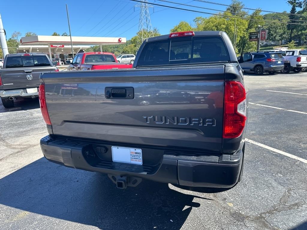 Toyota Tundra 4WD TRD Pro Double Cab 6.5' Bed 5.7L (Natl) 2017