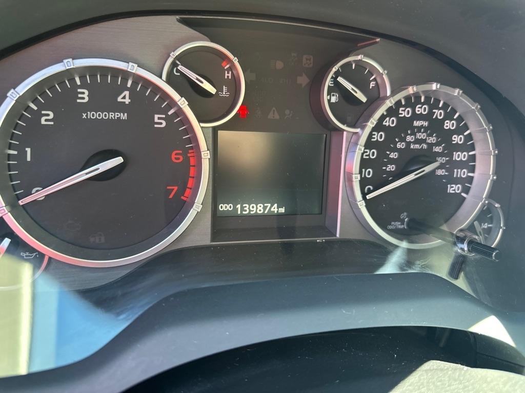 Toyota Tundra 4WD TRD Pro Double Cab 6.5' Bed 5.7L (Natl) 2017