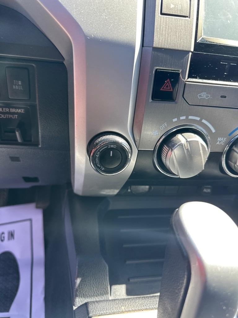 Toyota Tundra 4WD TRD Pro Double Cab 6.5' Bed 5.7L (Natl) 2017