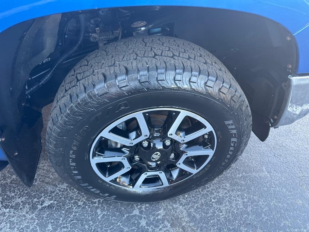 Toyota Tundra 4WD TRD Pro Double Cab 6.5' Bed 5.7L FFV (Natl) 2017
