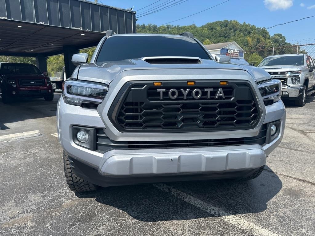 Toyota Tacoma TRD Off Road Double Cab 5' Bed V6 4x4 MT (Natl) 2017