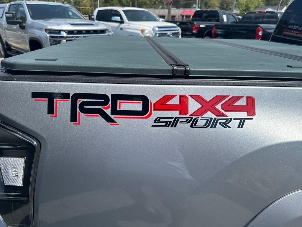 Toyota Tacoma TRD Off Road Double Cab 5' Bed V6 4x4 MT (Natl) 2017